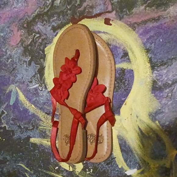 Sandals - Picture 2 of 7